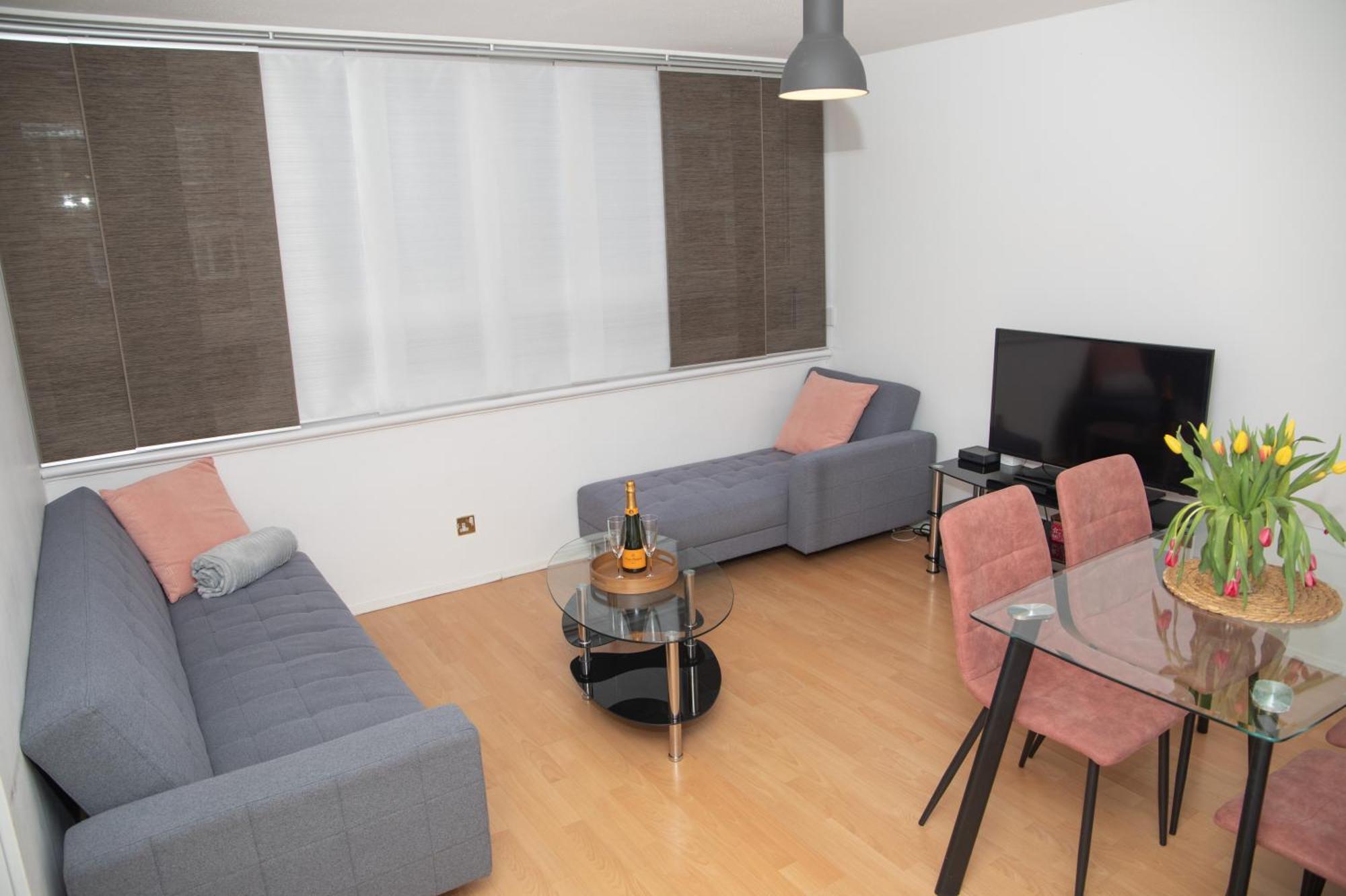 Bright And Spacious One Bedroom Apparment, Free Parking London Exteriör bild