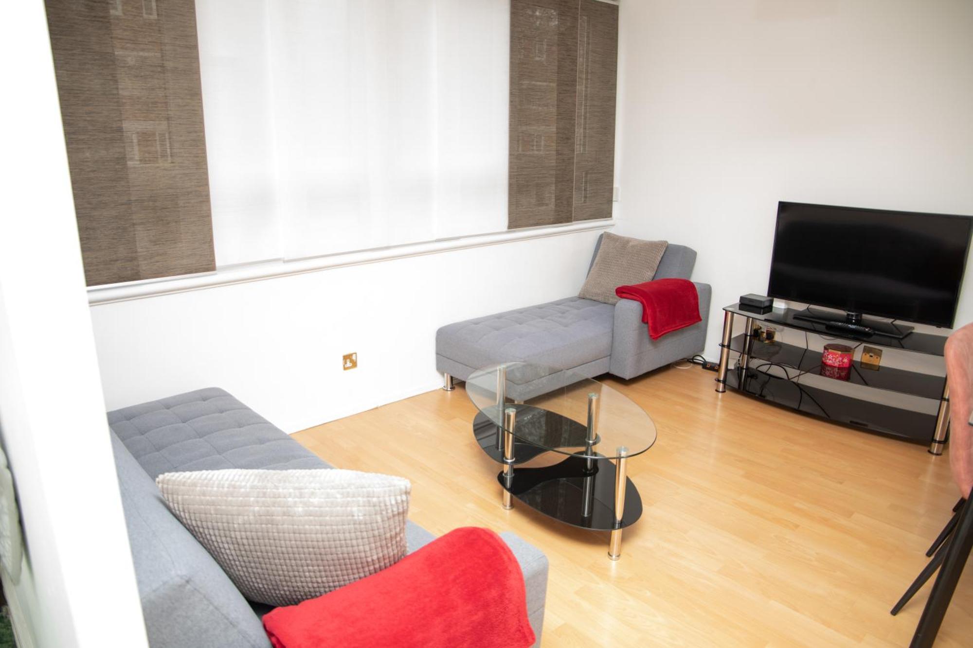 Bright And Spacious One Bedroom Apparment, Free Parking London Exteriör bild