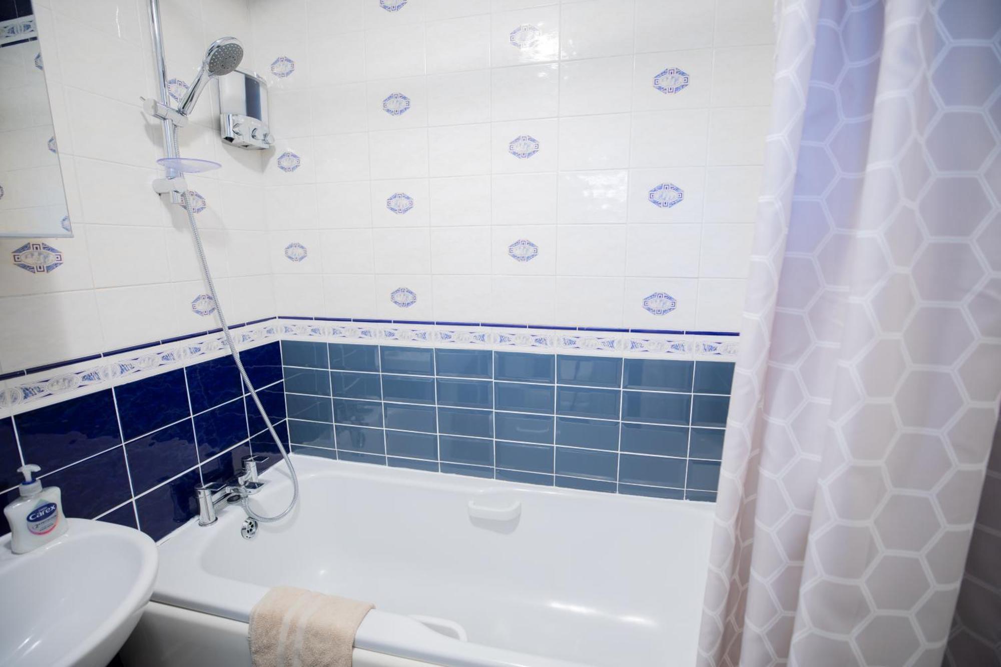 Bright And Spacious One Bedroom Apparment, Free Parking London Exteriör bild