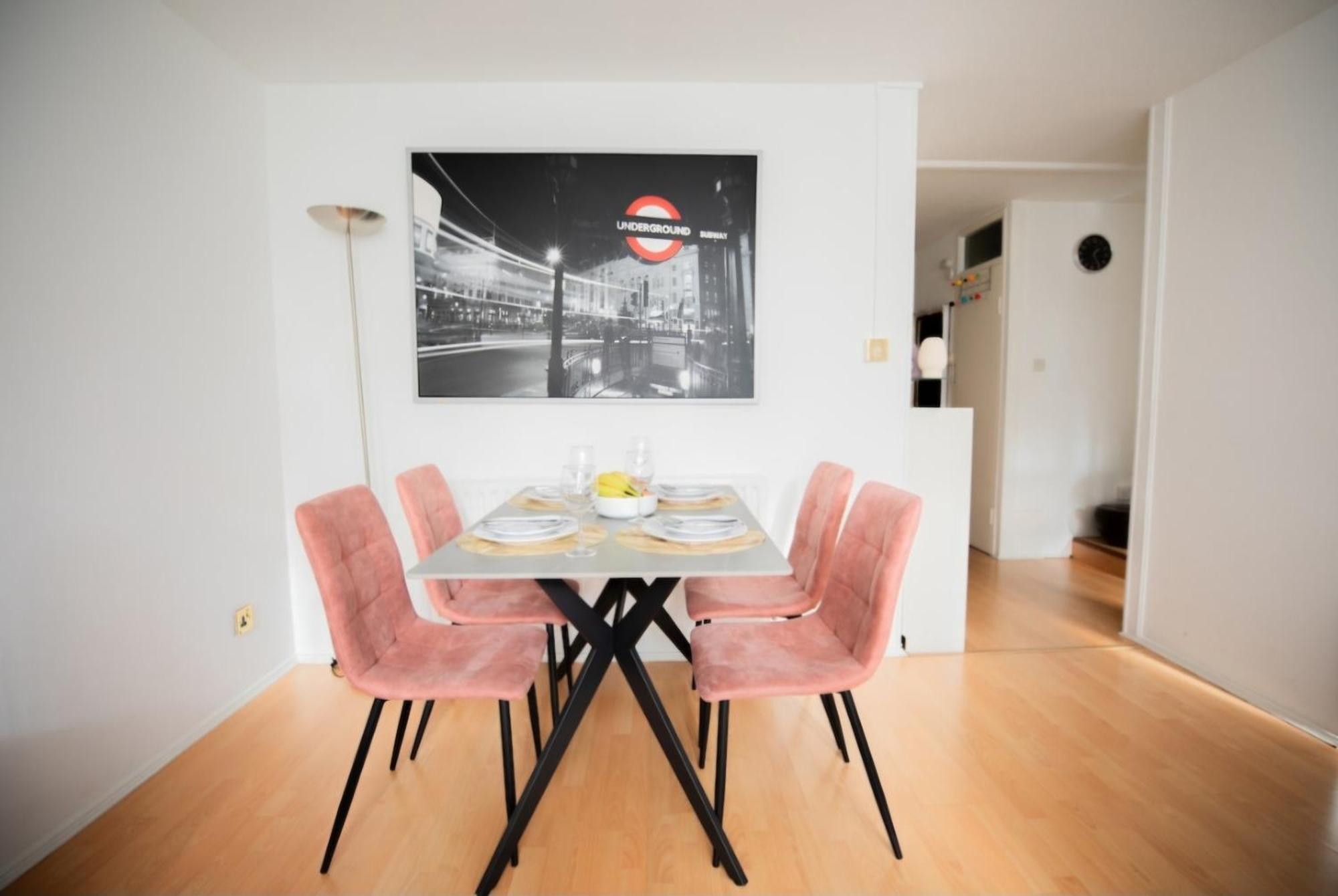 Bright And Spacious One Bedroom Apparment, Free Parking London Exteriör bild
